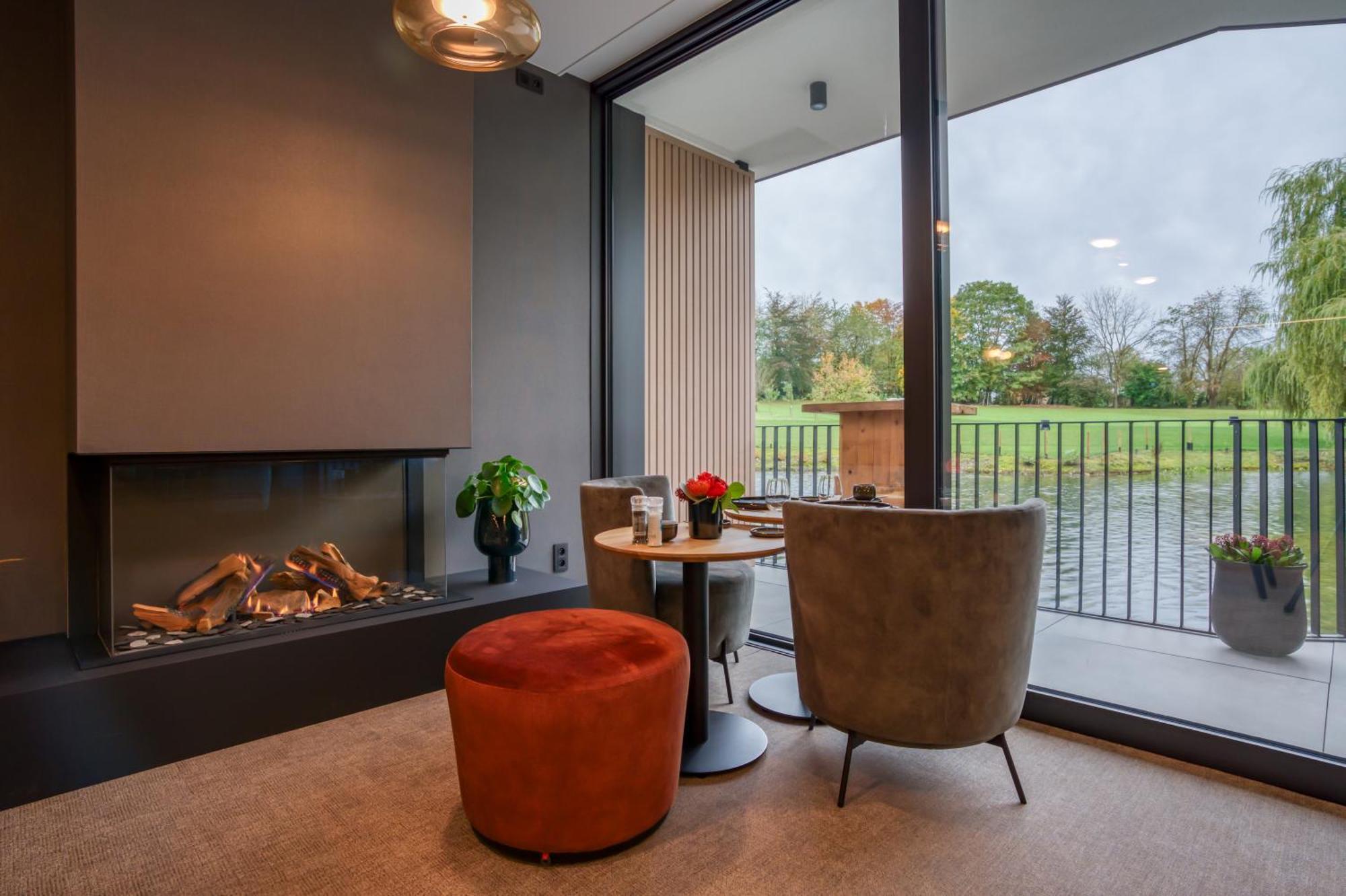 Aux Etangs - Hotel Battice Exteriör bild